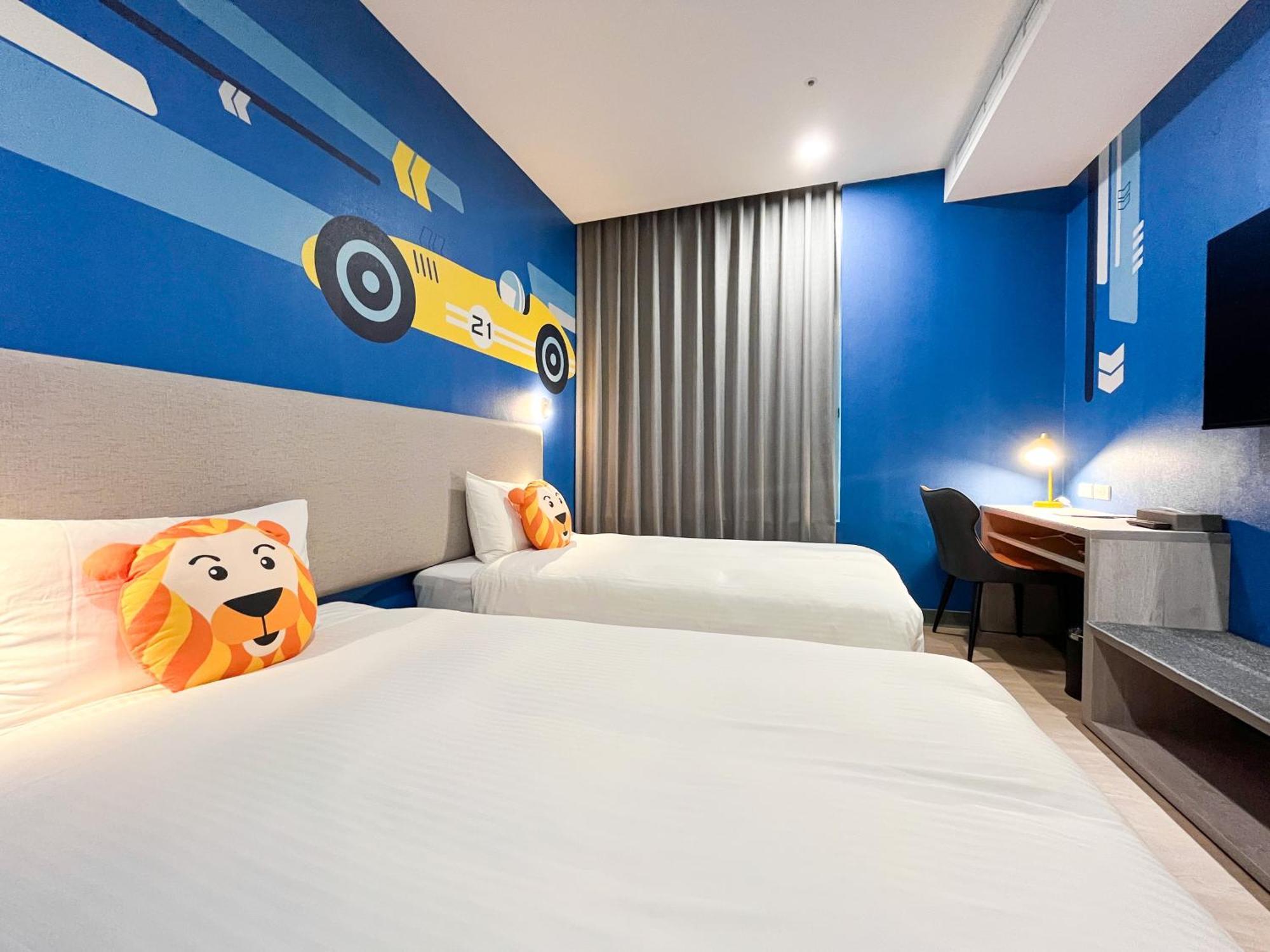 Holiday Garden Hotel Skm Park Гаосюн Экстерьер фото